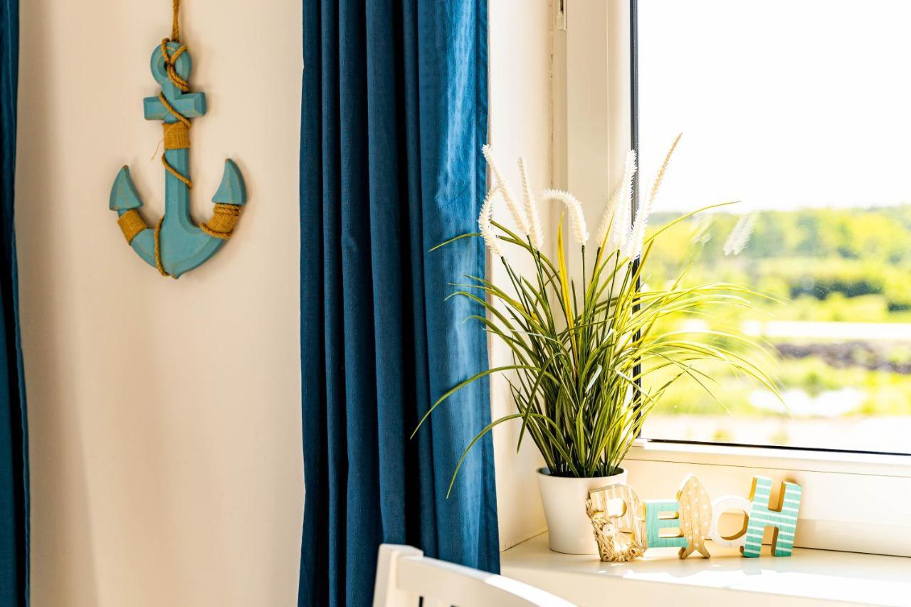 Apartamenty Marynarskie Debina  エクステリア 写真